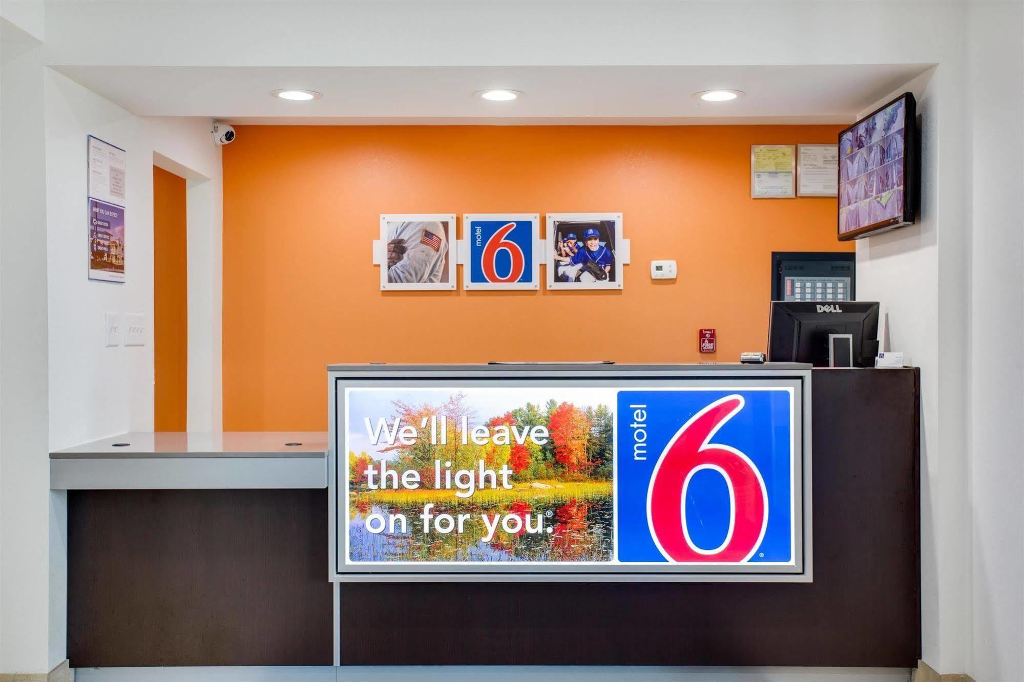 Motel 6-White House, Tn 외부 사진